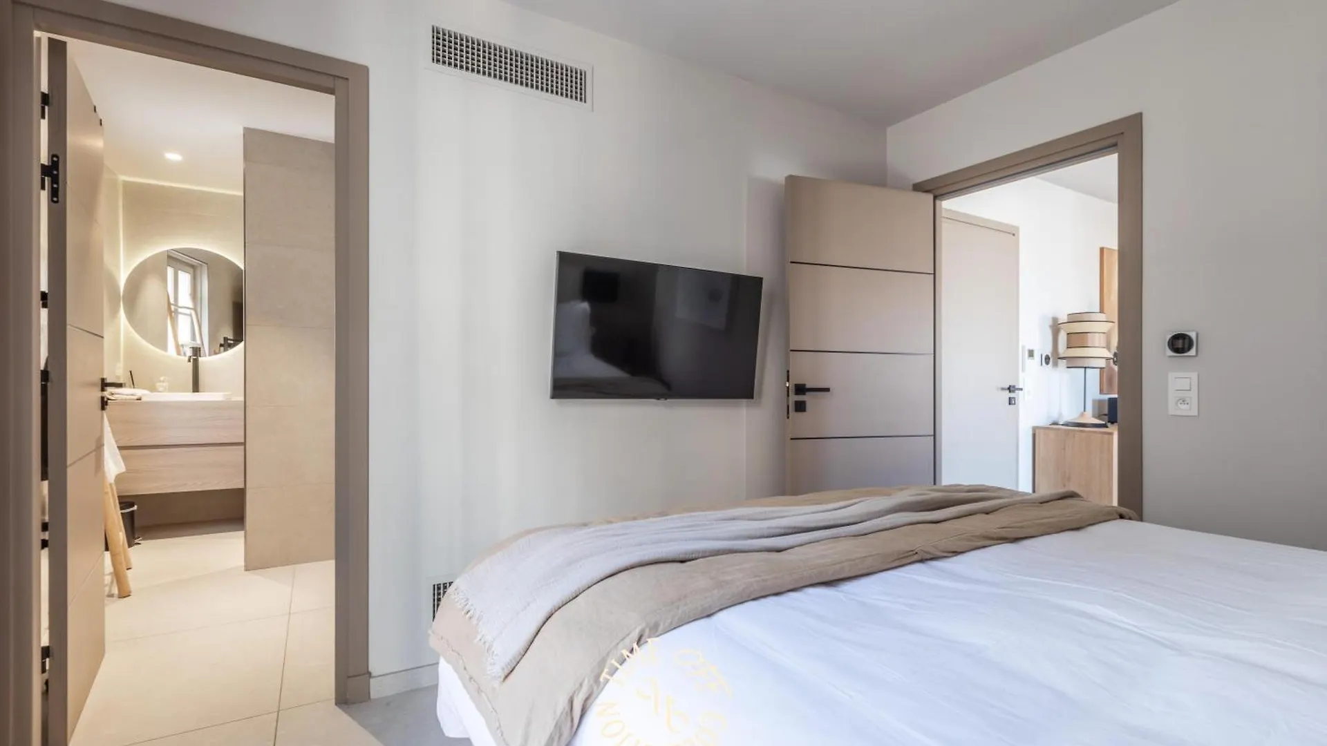 A&A By Time Off Collection Apartment Saint-Tropez 0*,