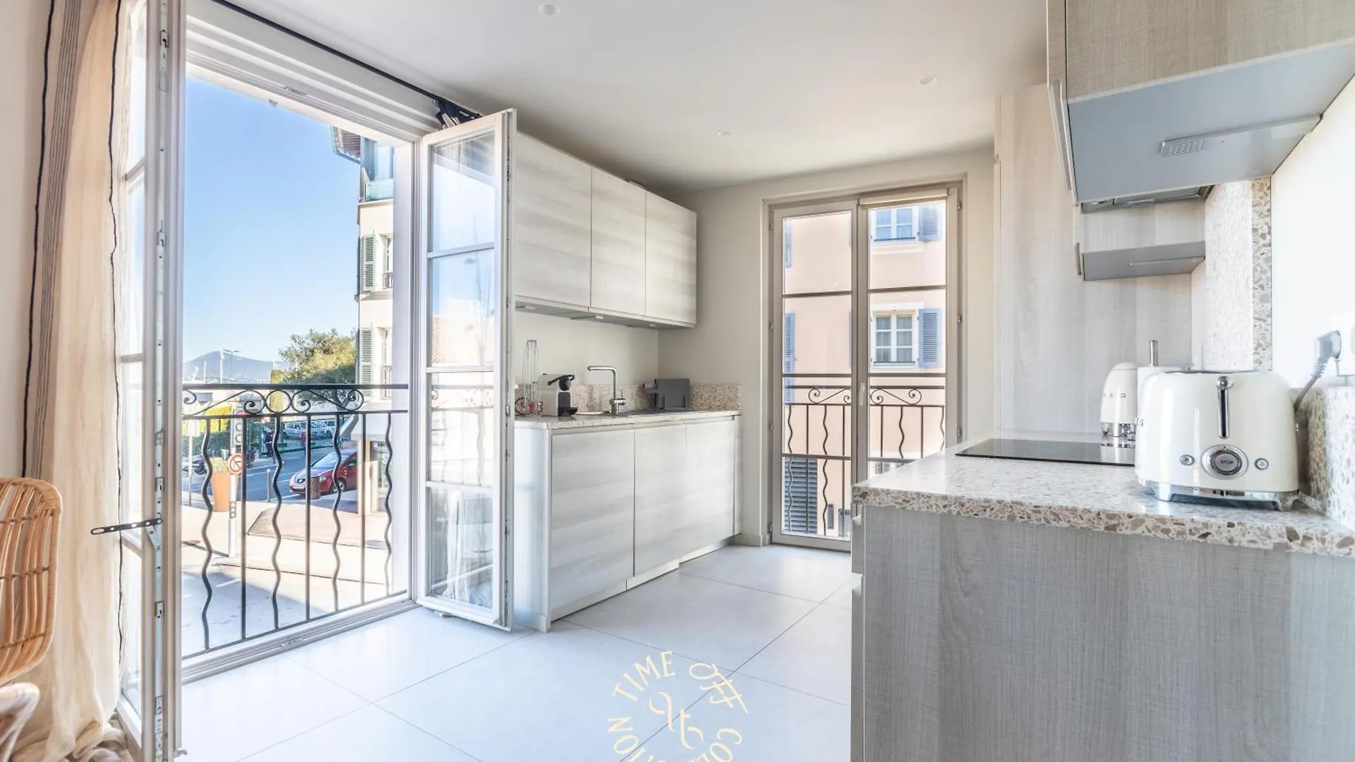 A&A By Time Off Collection Apartment Saint-Tropez France