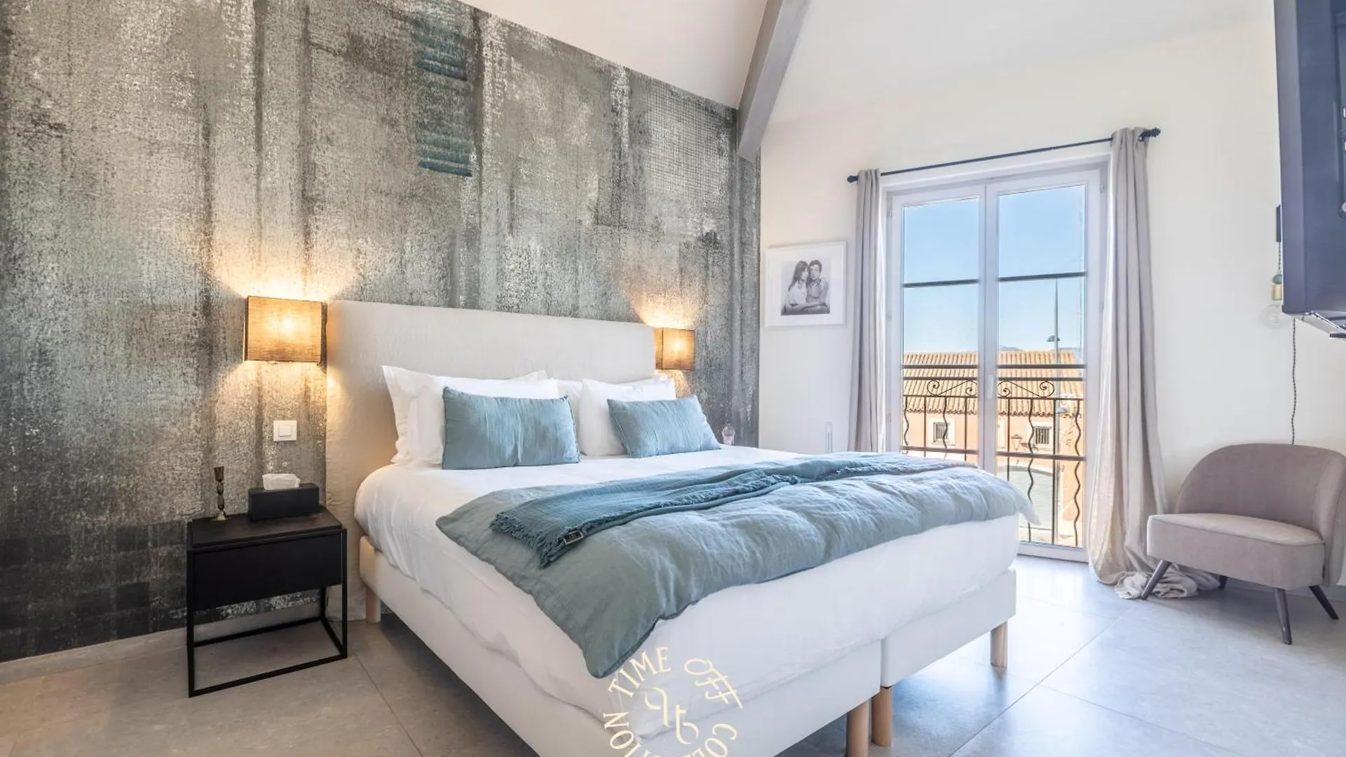 A&A By Time Off Collection Apartment Saint-Tropez